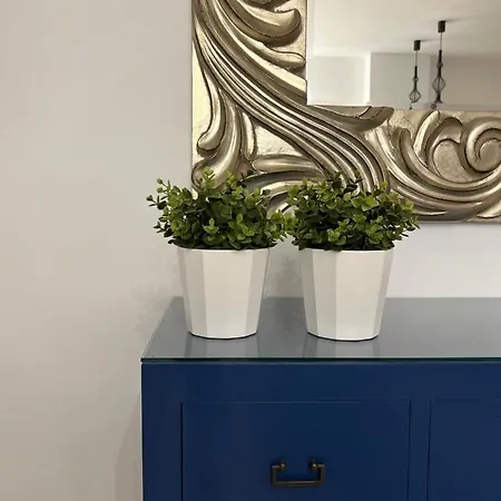 Nemingzhen Apartment *