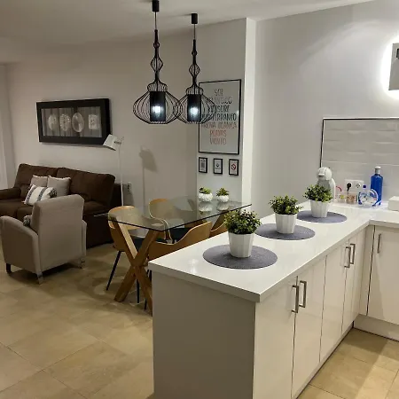 Nemingzhen Apartment *