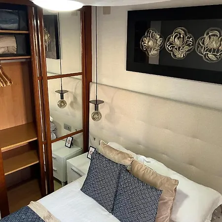 Nemingzhen Apartment